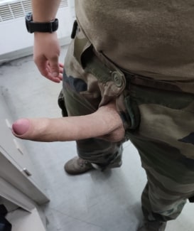 Army guy with a beautiful cock