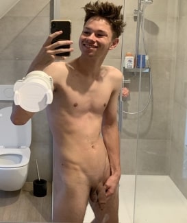 Sexy nude boy